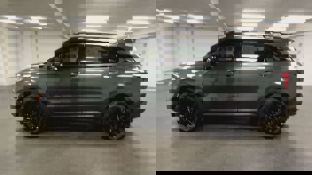 Used 2023 Kia Sorento S w/ Panoramic Sunroof Package image 5