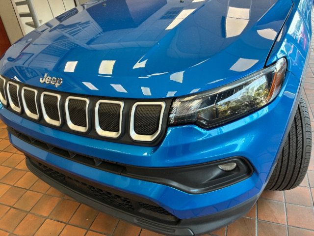 Used 2022 Jeep Compass Latitude w/ Convenience Group AWD/4WD image 7