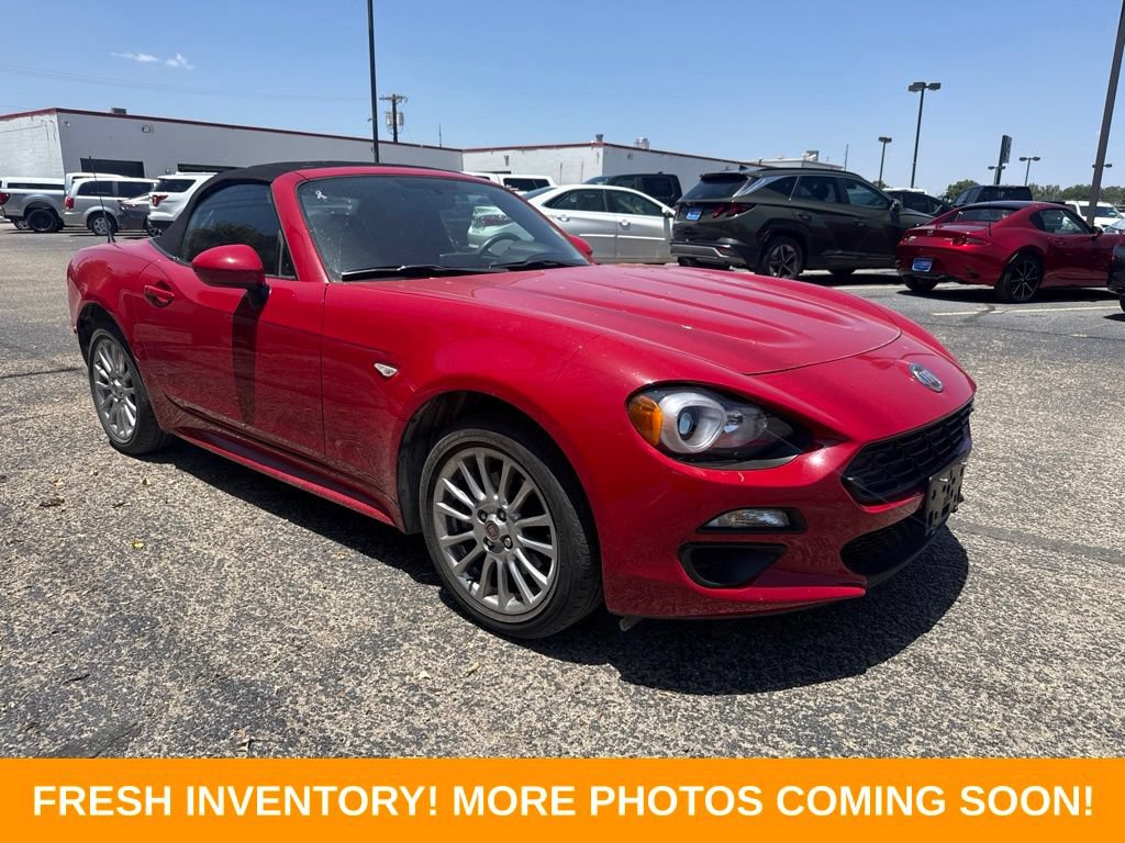 Used 2017 FIAT 124 Spider Classica