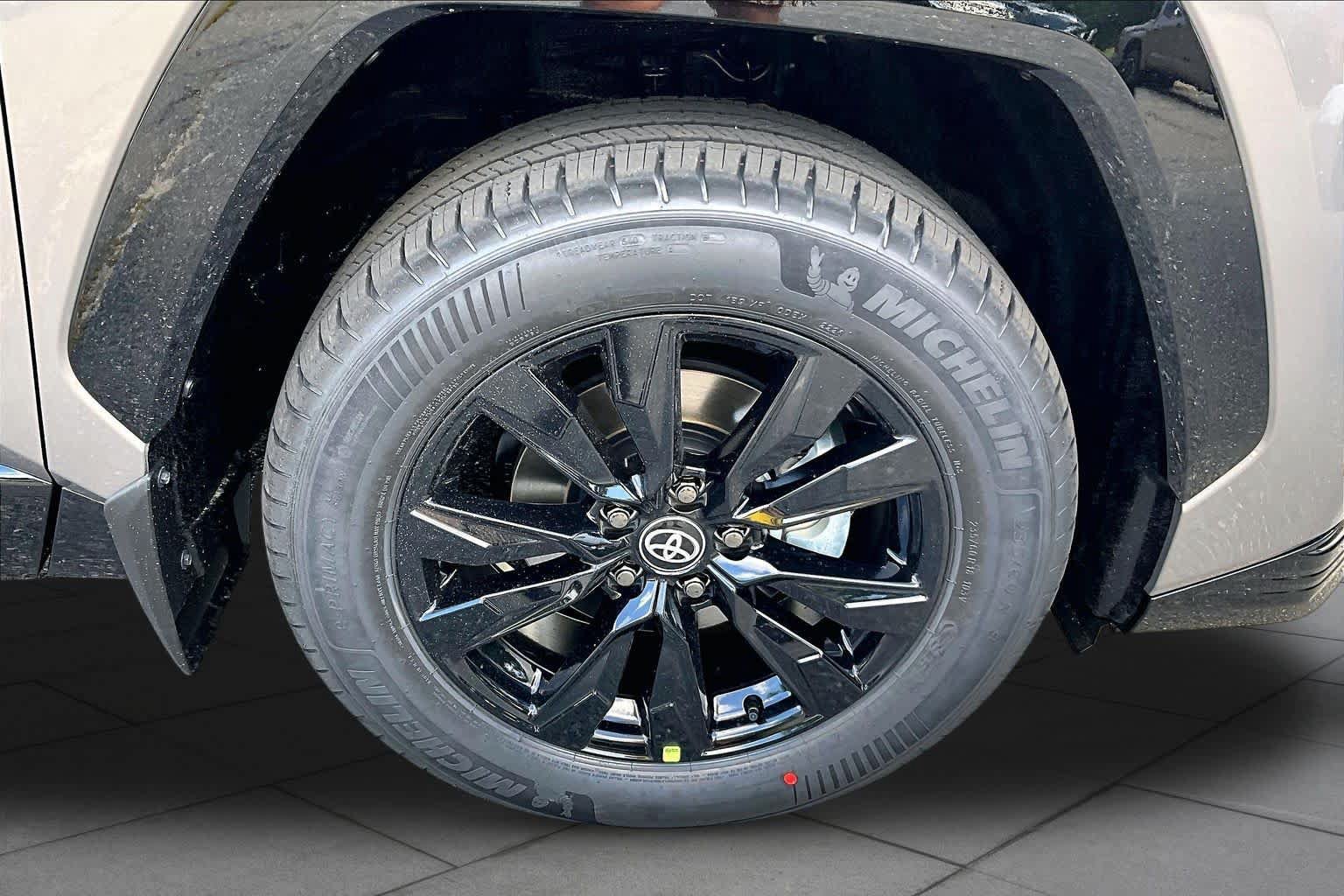 New 2026 Toyota RAV4 SE AWD/4WD image 12
