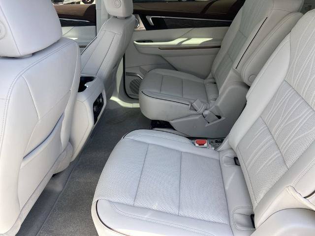 Used 2026 Buick Enclave Avenir w/ Super Cruise Package FWD image 22