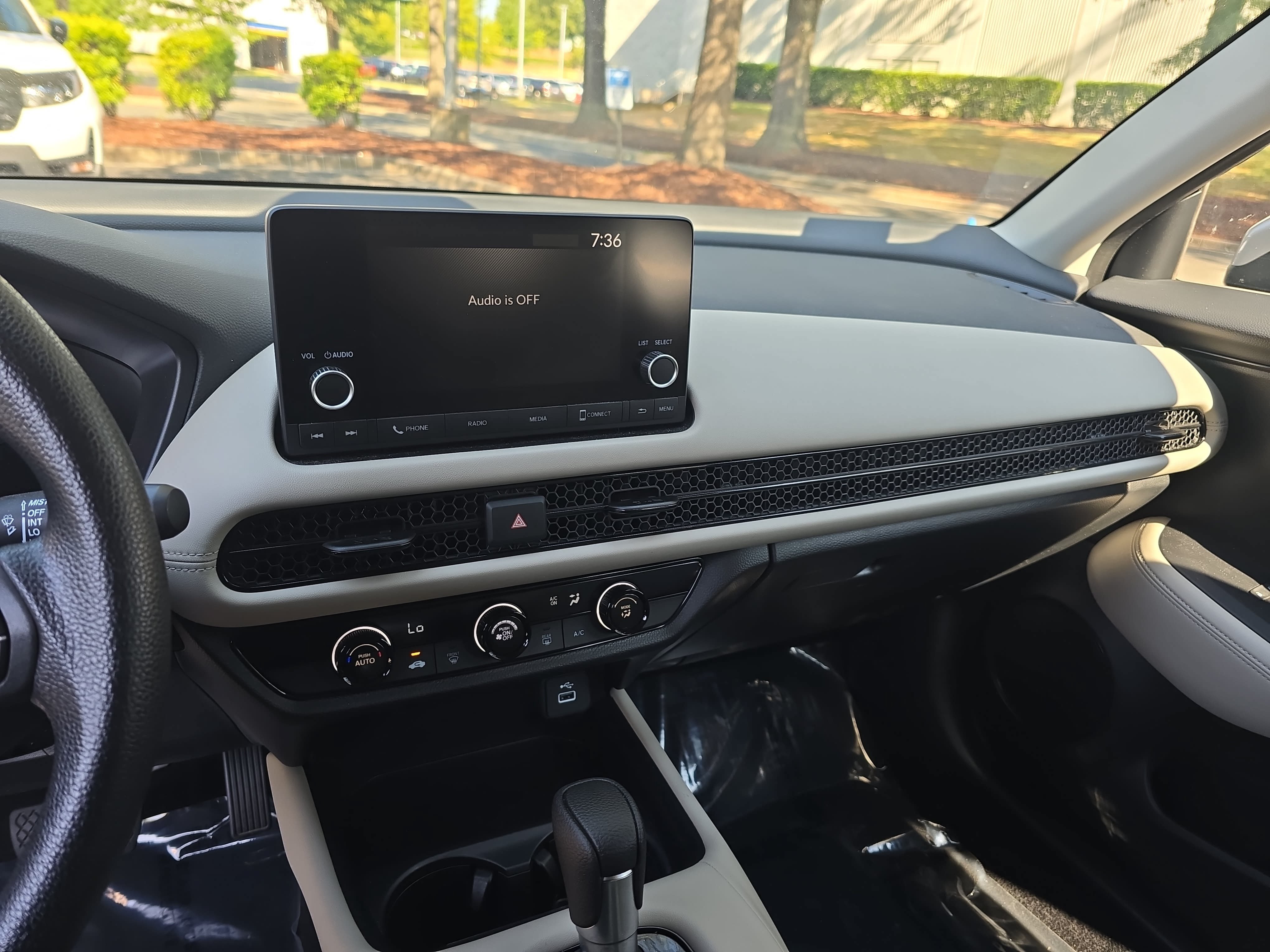 Certified 2024 Honda HR-V LX image 19