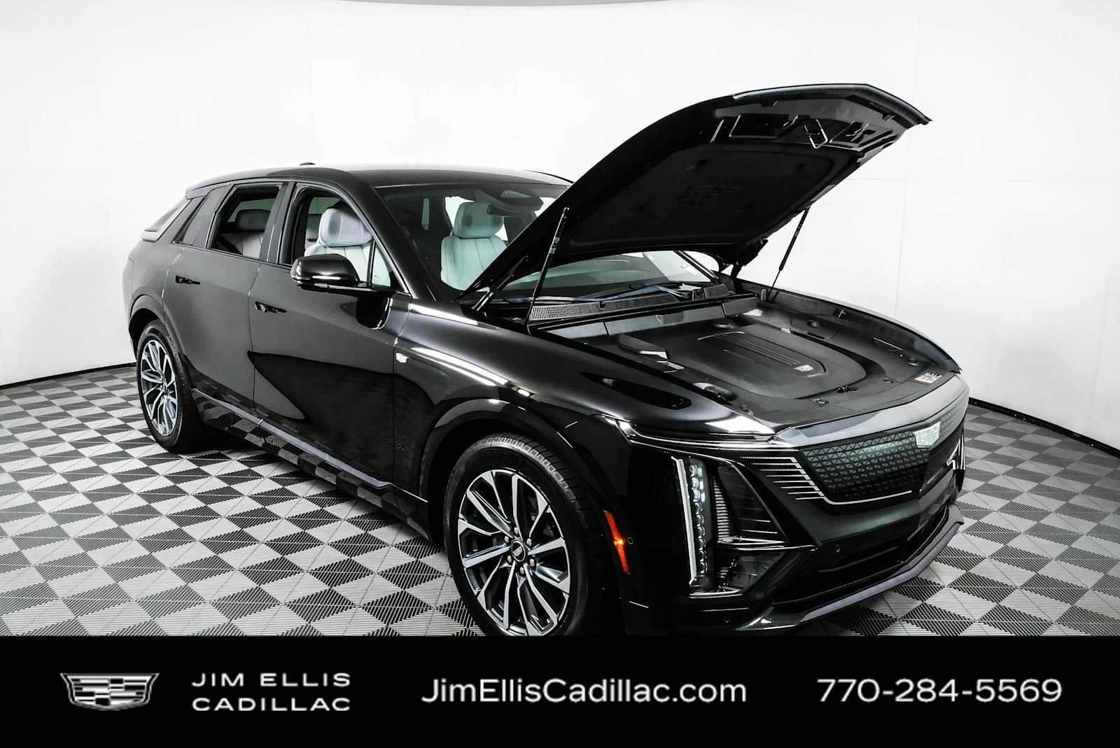 Certified 2024 Cadillac Lyriq Sport RWD image 35