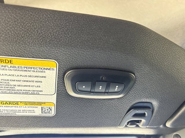 Used 2024 Jeep Wrangler Unlimited Sahara AWD/4WD image 38