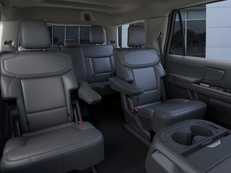 New 2026 Ford Expedition Active image 11