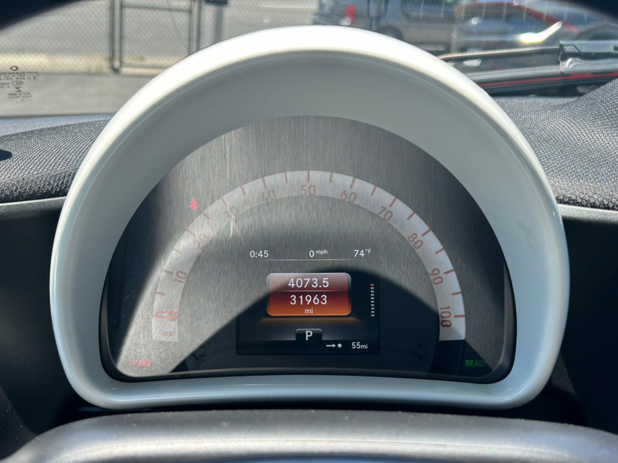 Used 2017 smart fortwo electric drive RWD image 11