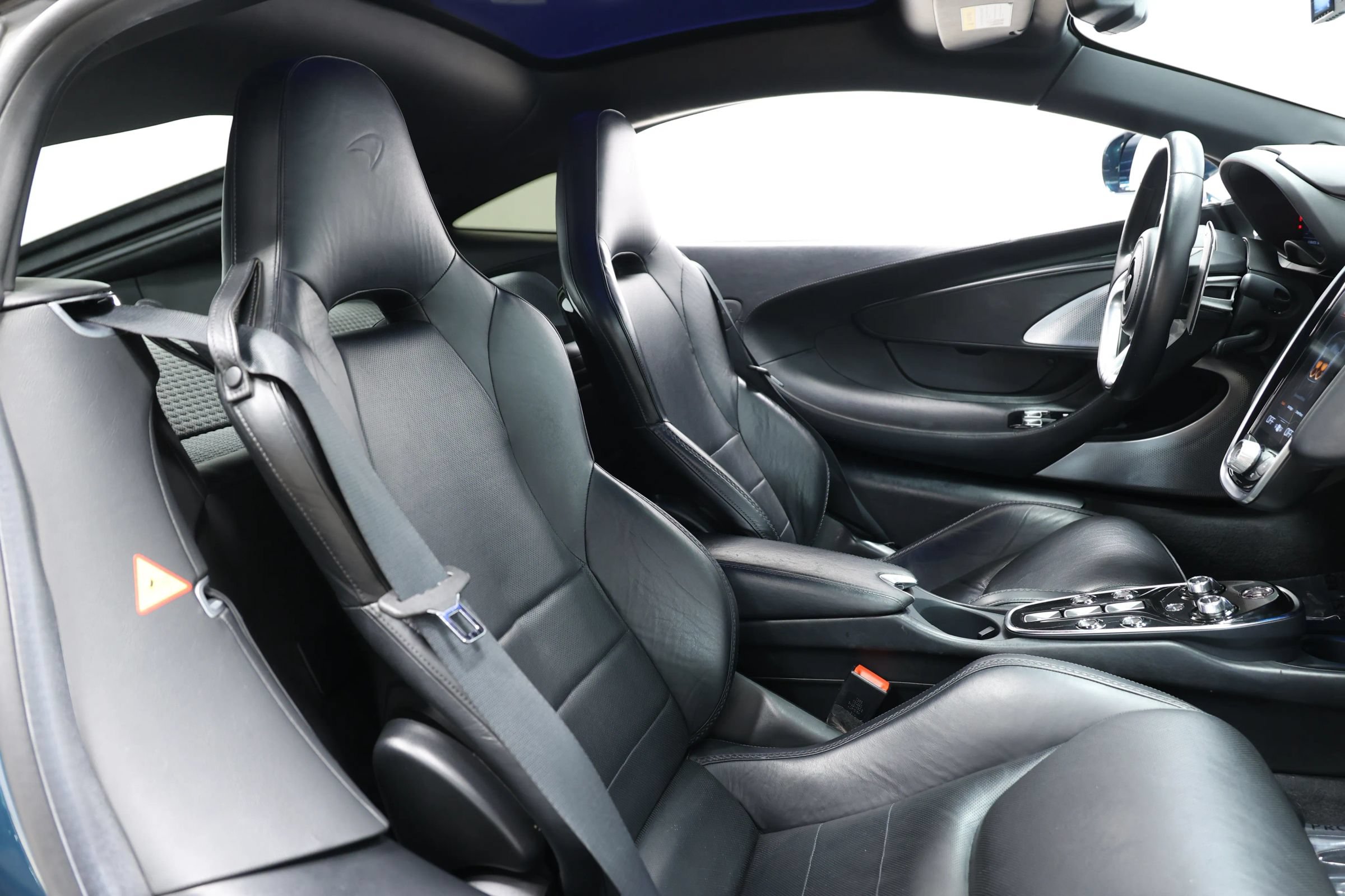 Used 2021 McLaren GT RWD image 91