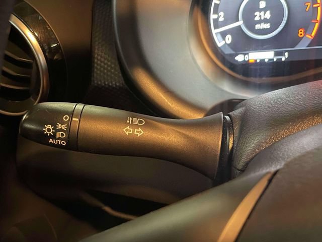 Used 2023 Nissan Kicks SV FWD image 24
