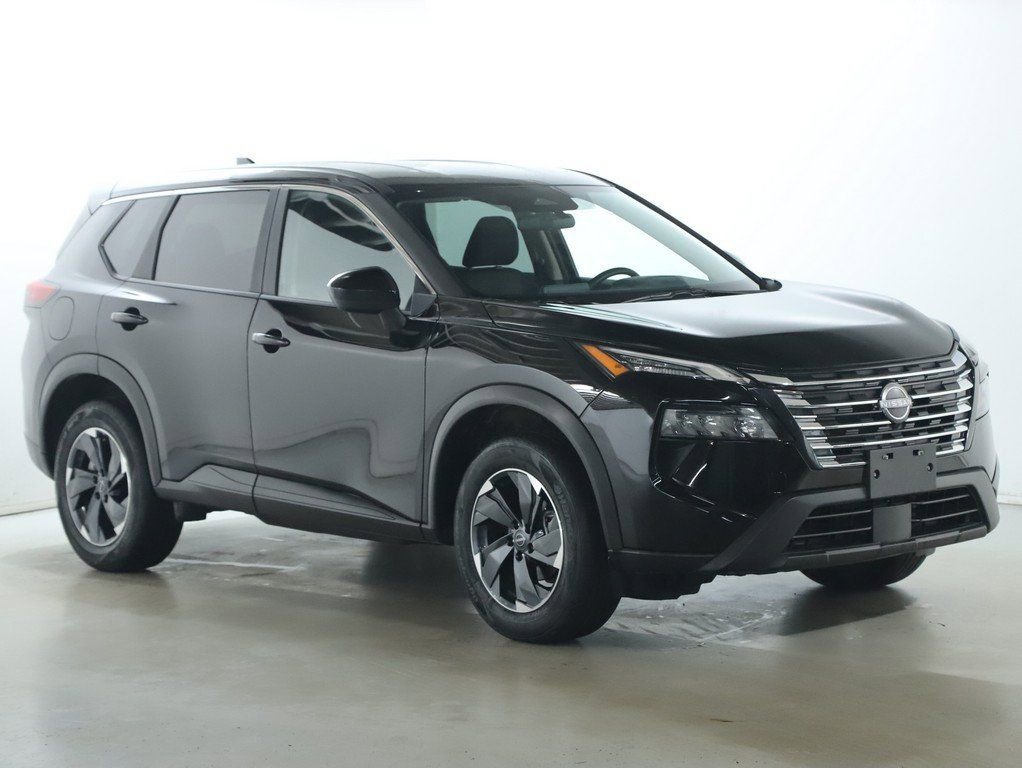 Used 2025 Nissan Rogue SV