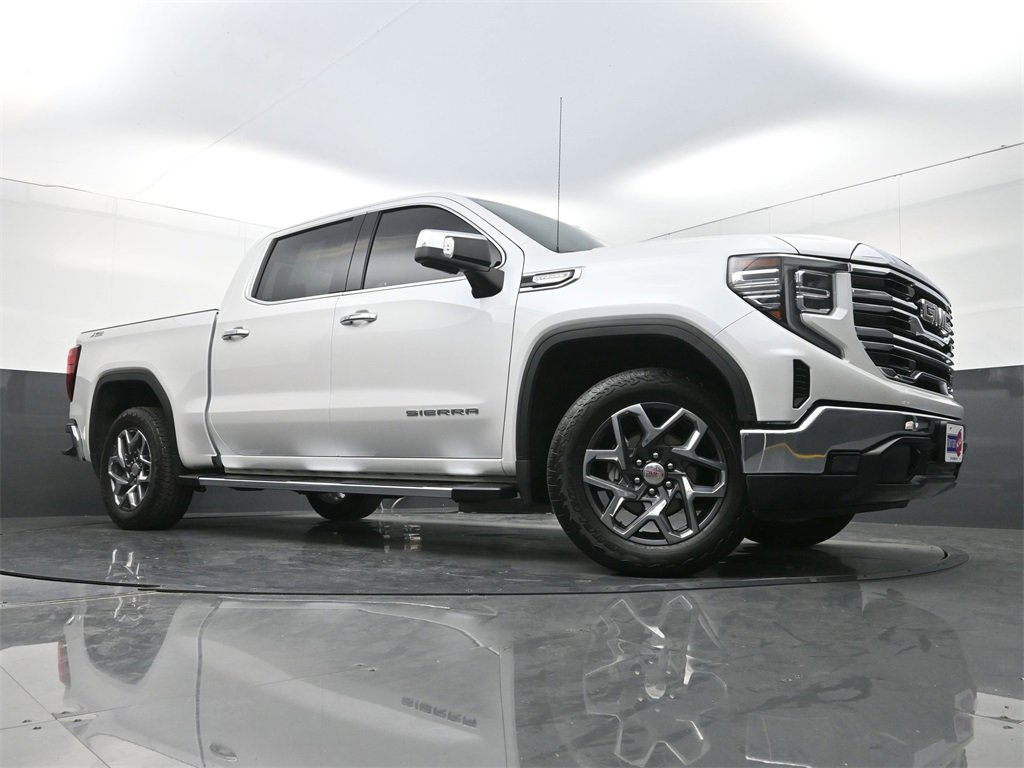 Used 2024 GMC Sierra 1500 SLT image 28