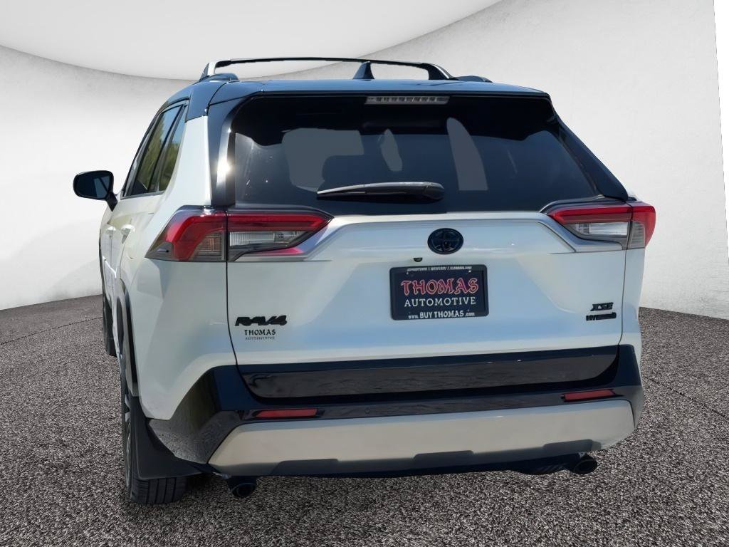 Used 2023 Toyota RAV4 XSE AWD/4WD image 7