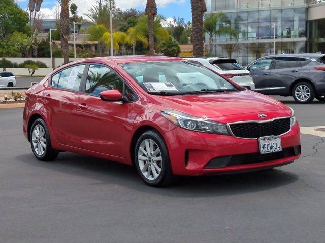 Used 2017 Kia Forte S FWD image 3