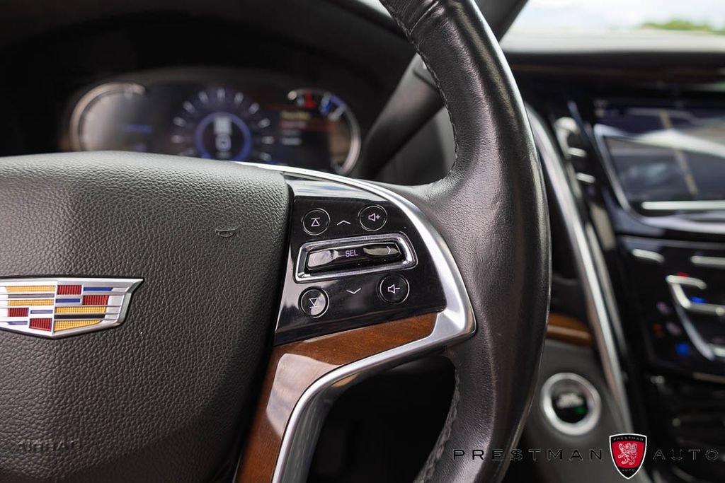 Used 2020 Cadillac Escalade Premium Luxury AWD/4WD image 33