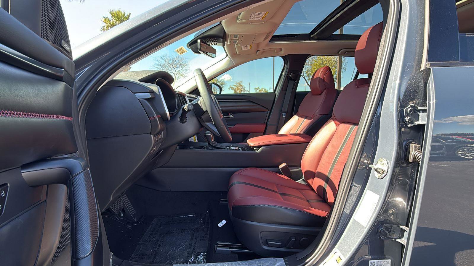 New 2026 MAZDA CX-50 AWD 2.5 Hybrid w/ Cargo Package image 19