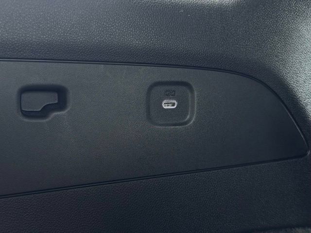 Used 2024 Cadillac XT6 Luxury w/ LPO, Floor Liner Package AWD/4WD image 29