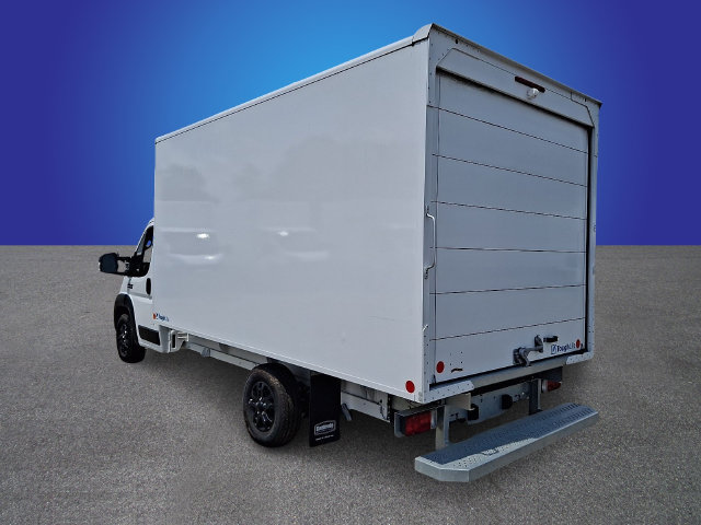 New 2023 RAM ProMaster 3500 w/ Black Appearance Package FWD image 4
