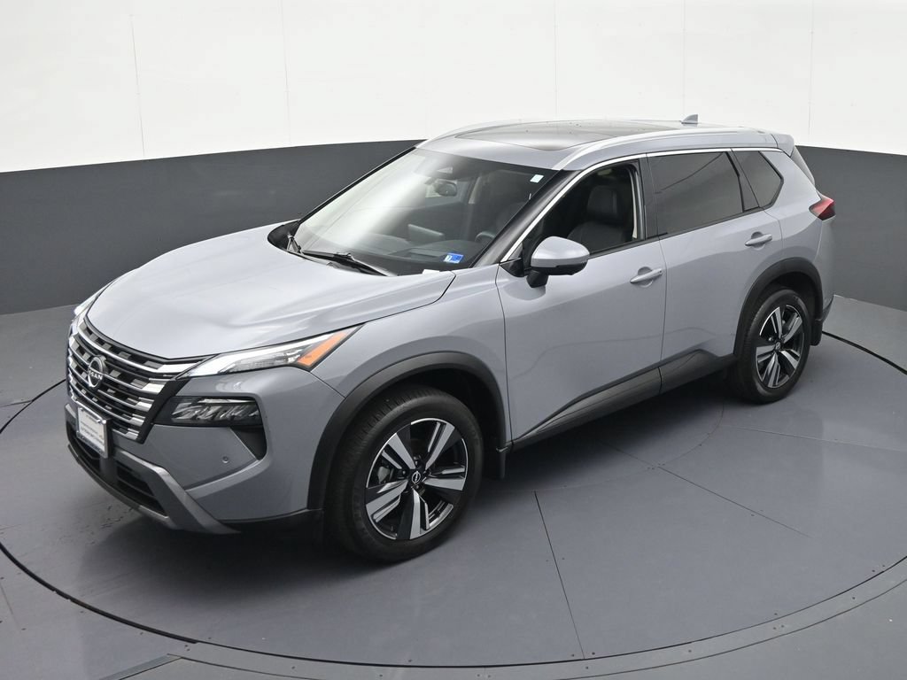 Used 2025 Nissan Rogue SL w/ SL Premium Package AWD/4WD image 23