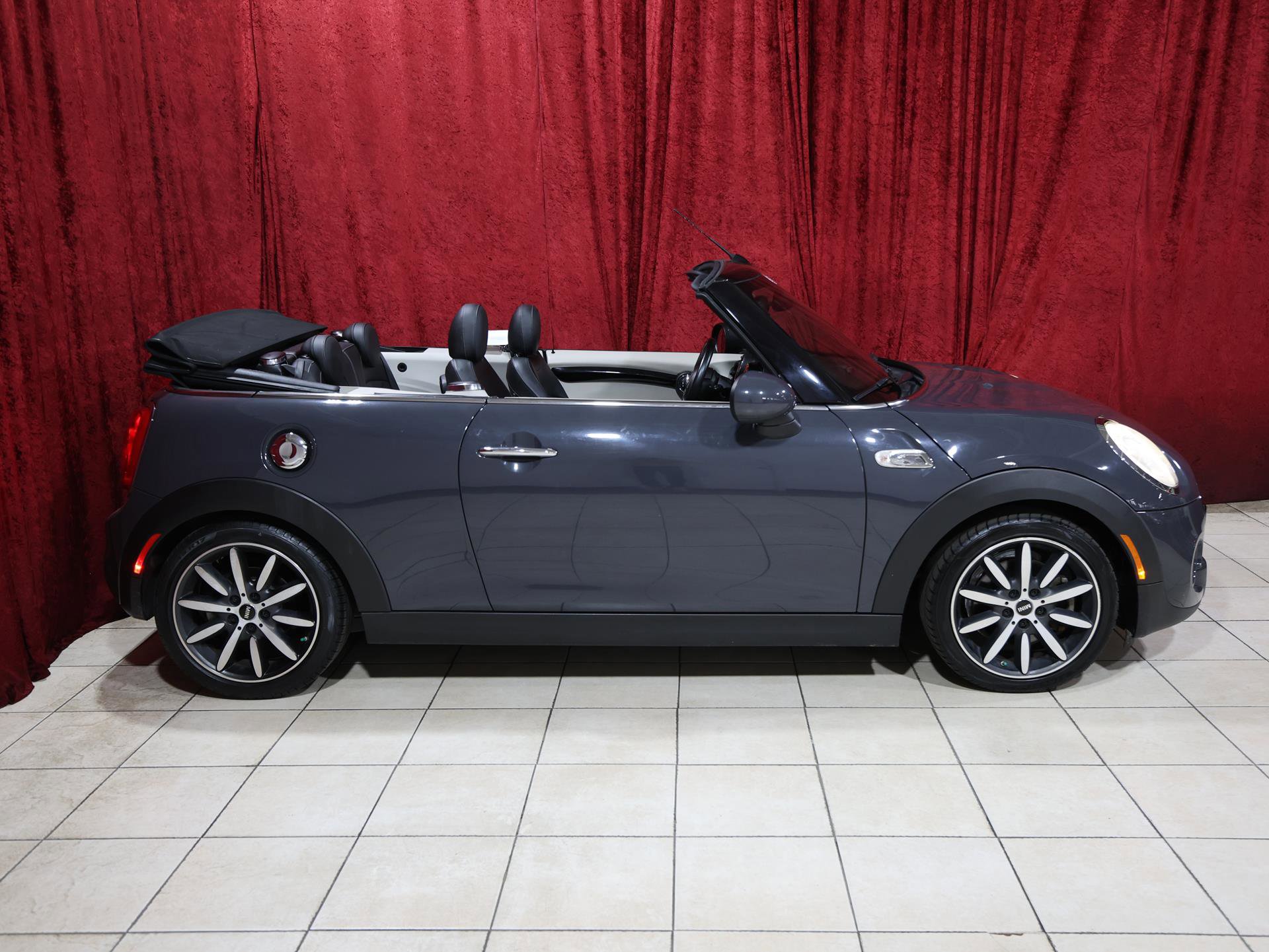 Used 2016 MINI Cooper S image 10