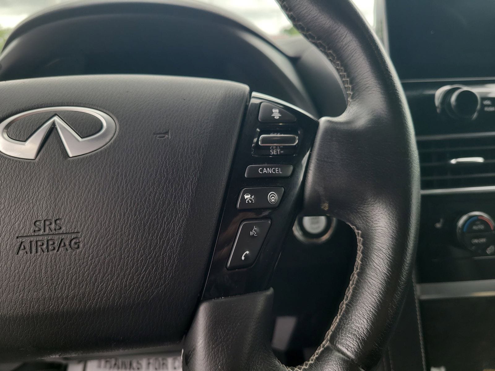 Used 2024 INFINITI QX80 Luxe AWD/4WD image 15