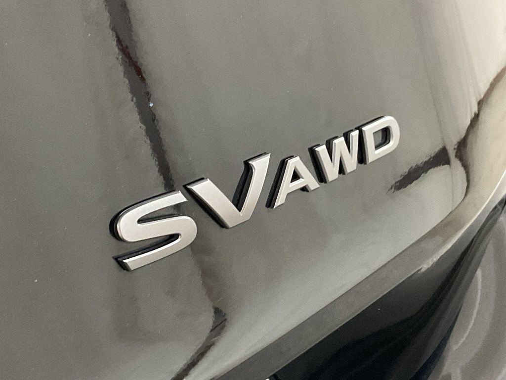 Used 2024 Nissan Rogue SV AWD/4WD image 23