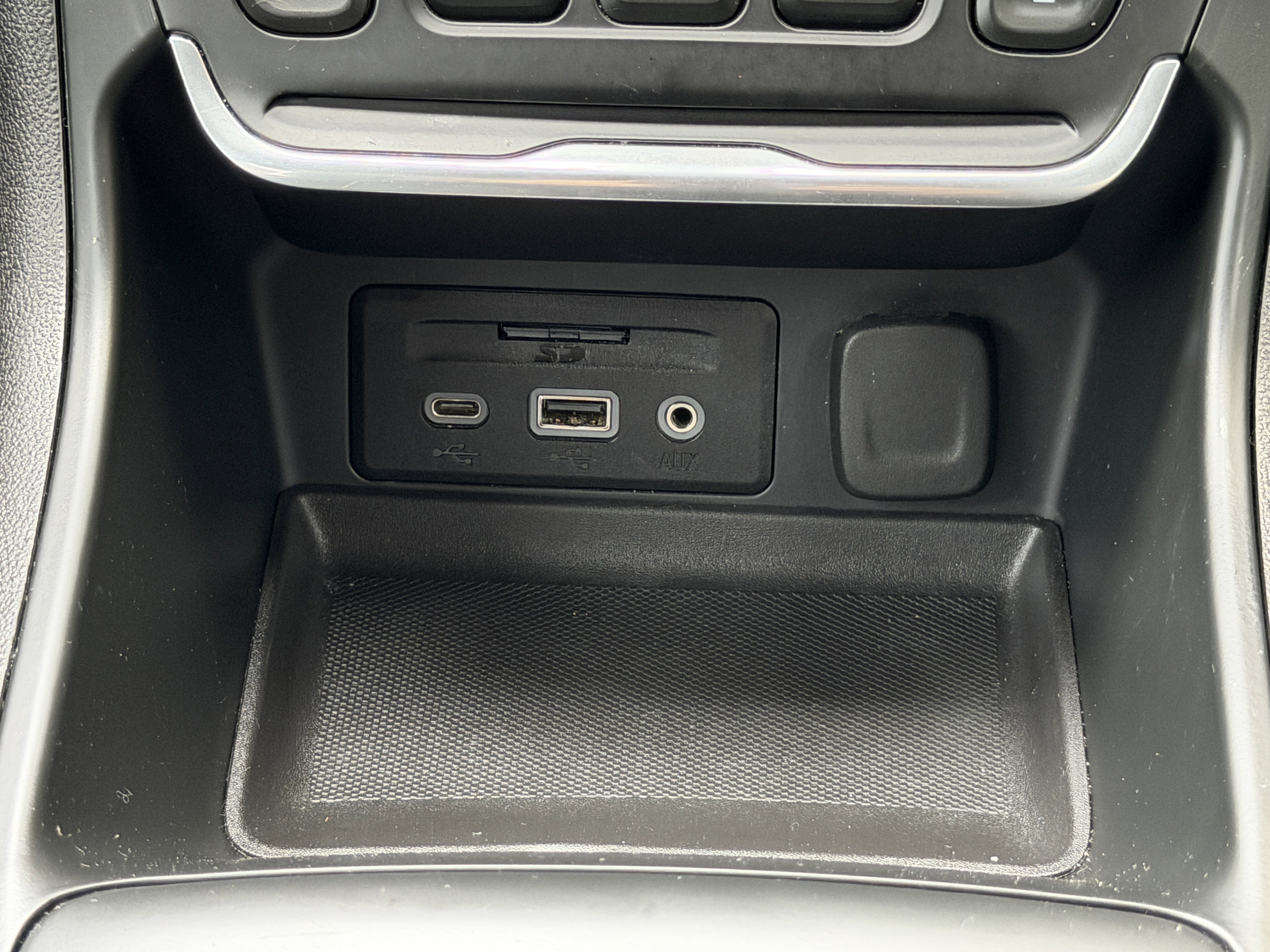 Certified 2021 GMC Terrain SLE w/ Driver Convenience Package image 24