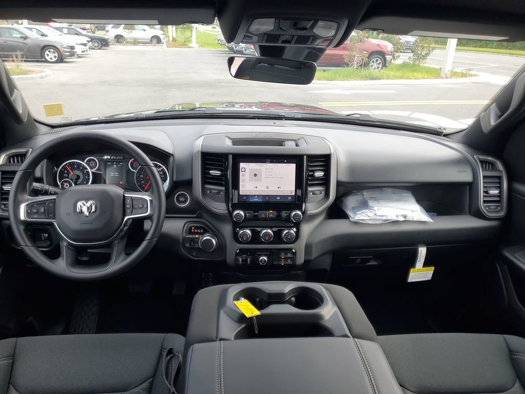 New 2026 RAM 1500 Express AWD/4WD image 21