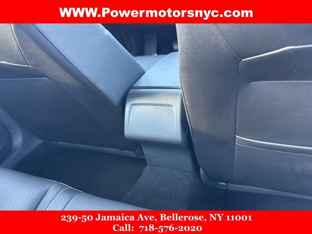 Used 2022 Volkswagen Jetta SE image 19
