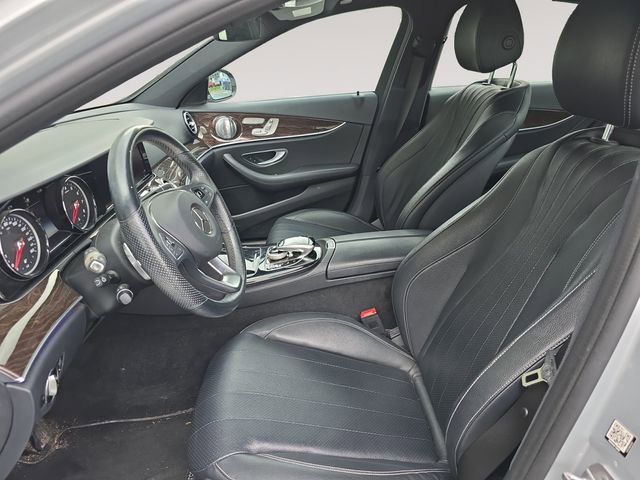 Used 2017 Mercedes-Benz E 300 4MATIC image 9