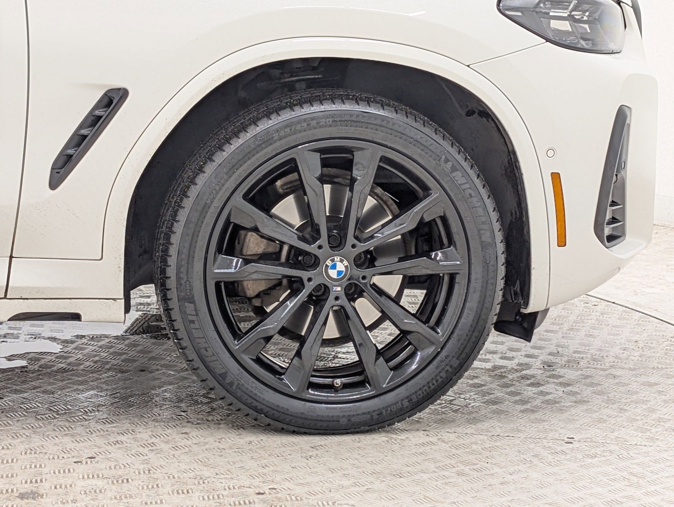 Certified 2023 BMW X3 xDrive30i w/ M Sport Package image 12