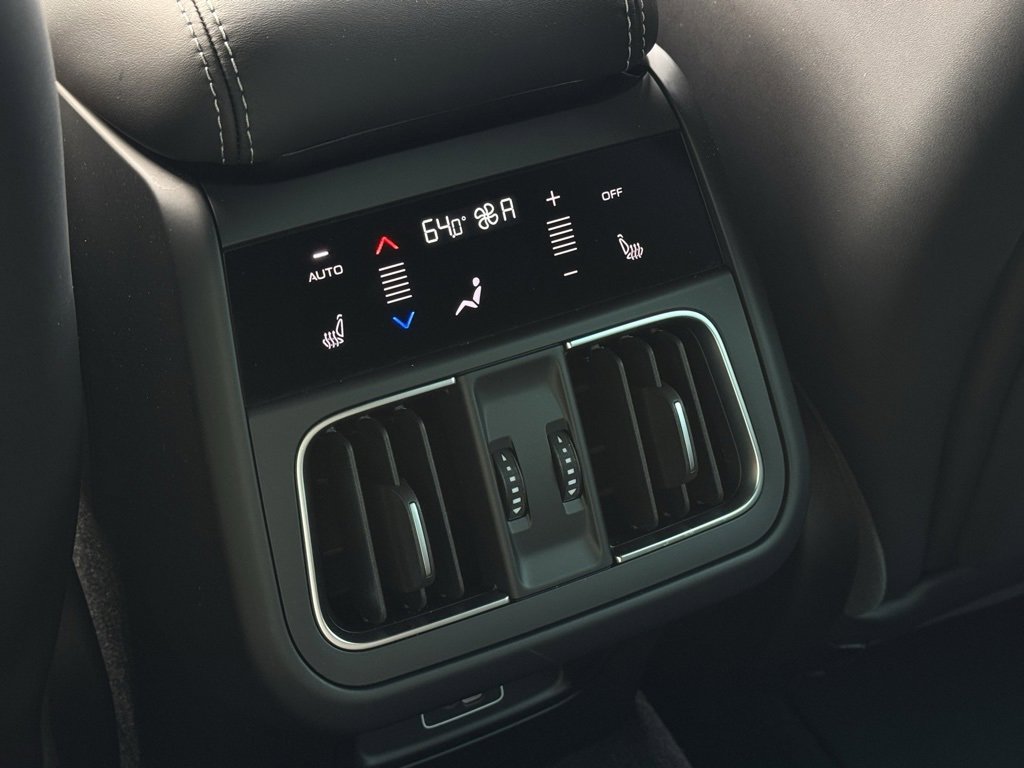 New 2024 Maserati Grecale GT image 20