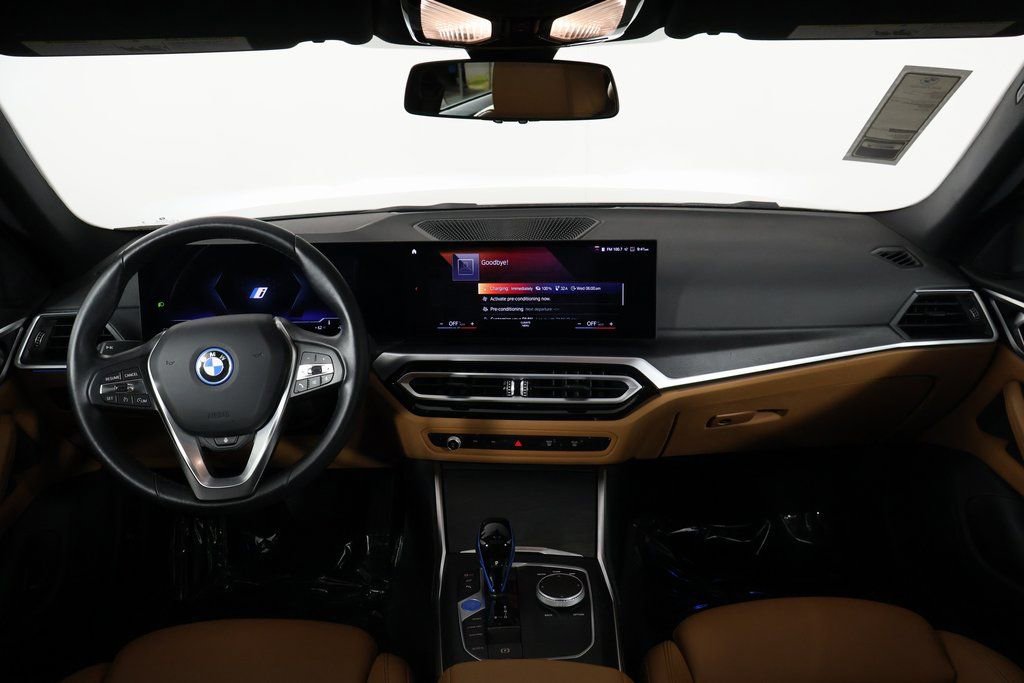 Used 2023 BMW i4 eDrive35 w/ Premium Package image 8