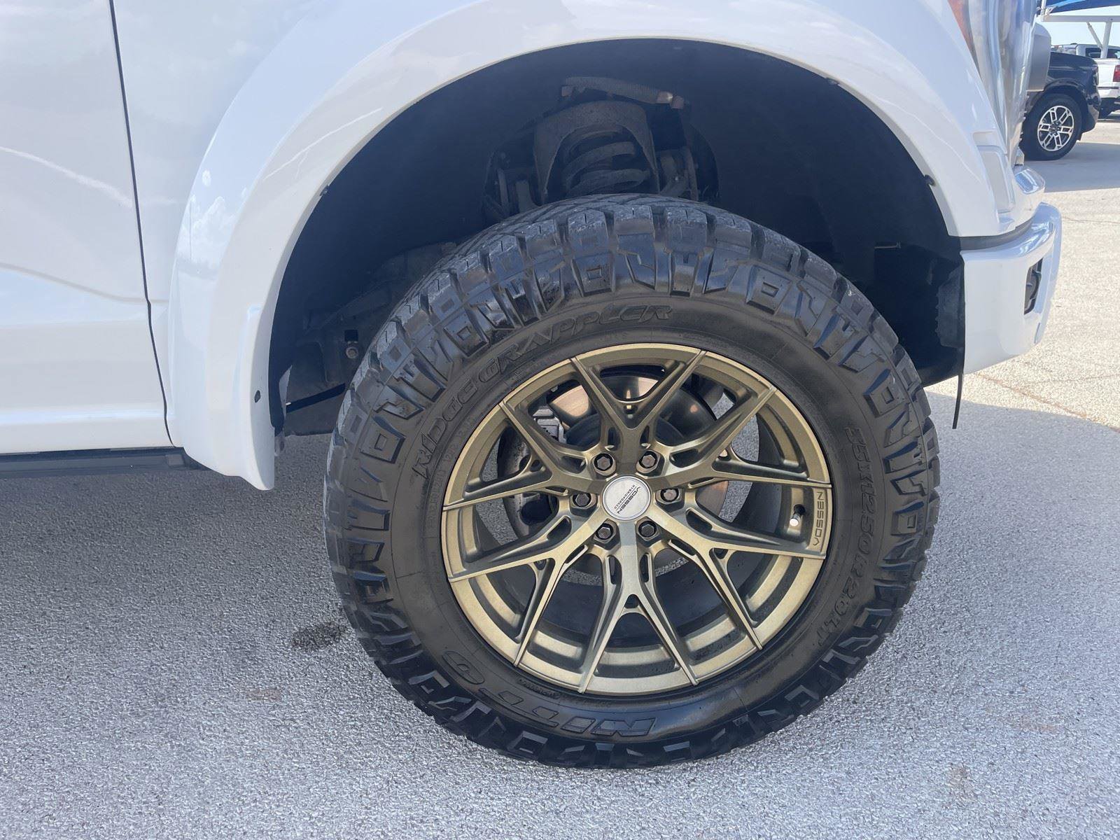 Used 2023 Ford F150 Raptor image 40