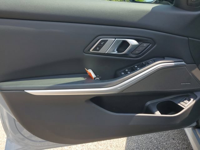Used 2023 BMW 330i Sedan w/ M Sport Package RWD image 19