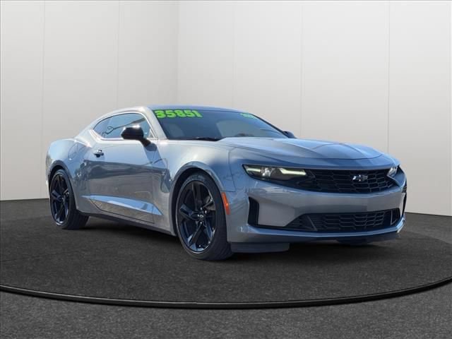 Certified 2022 Chevrolet Camaro LT w/ Technology Package RWD image 5