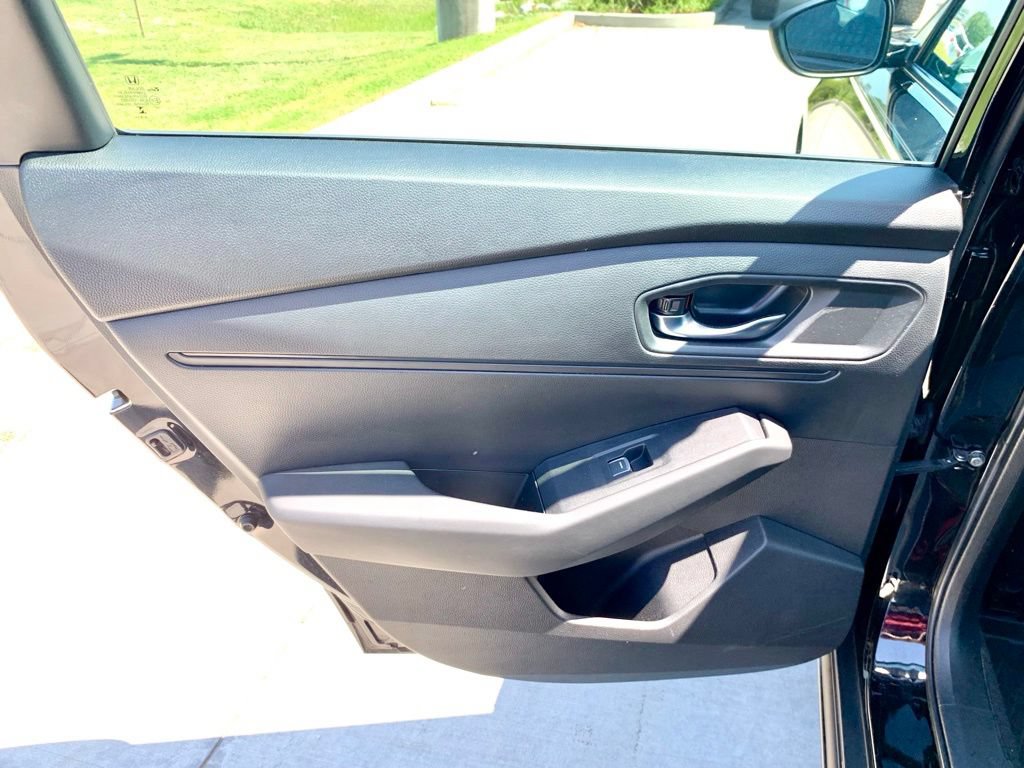 Used 2025 Honda Accord LX image 17