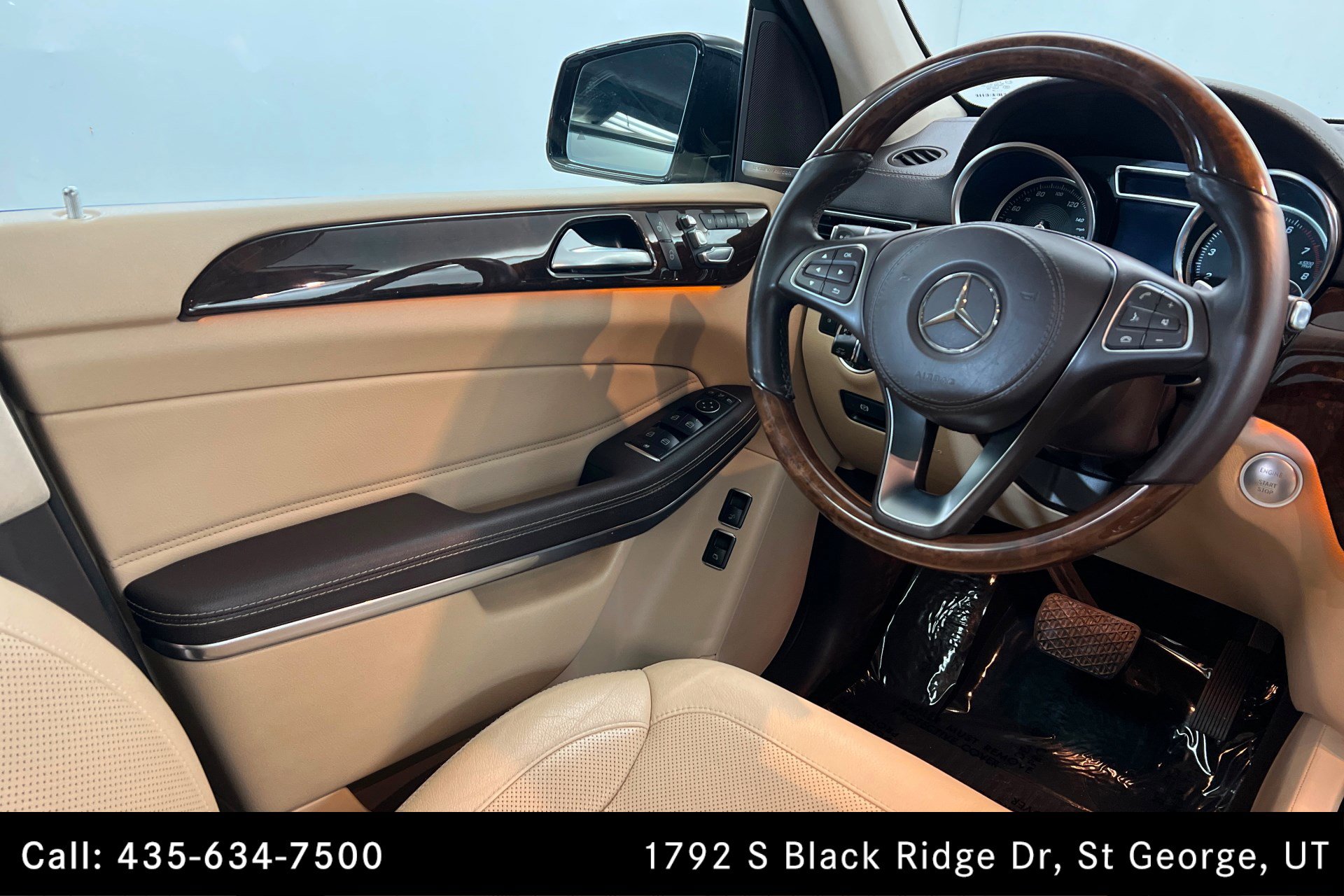 Used 2017 Mercedes-Benz GLS 550 4MATIC image 11
