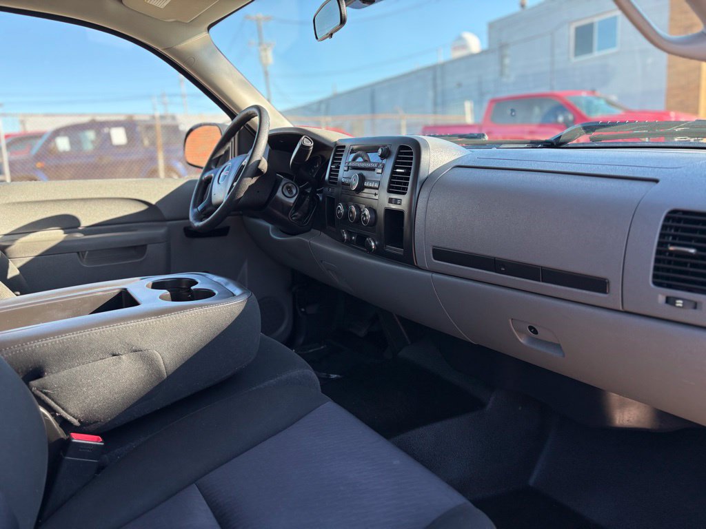 Used 2011 GMC Sierra 1500 W/T RWD image 28