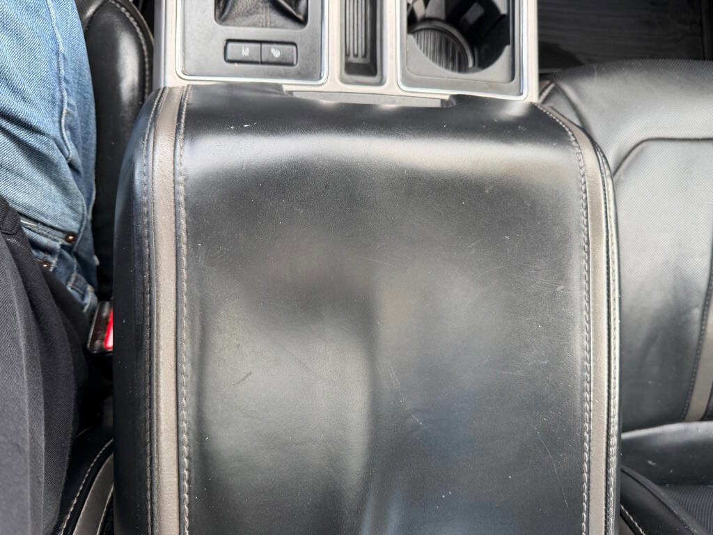 Used 2017 Ford F150 Platinum w/ Equipment Group 701A Luxury AWD/4WD image 34