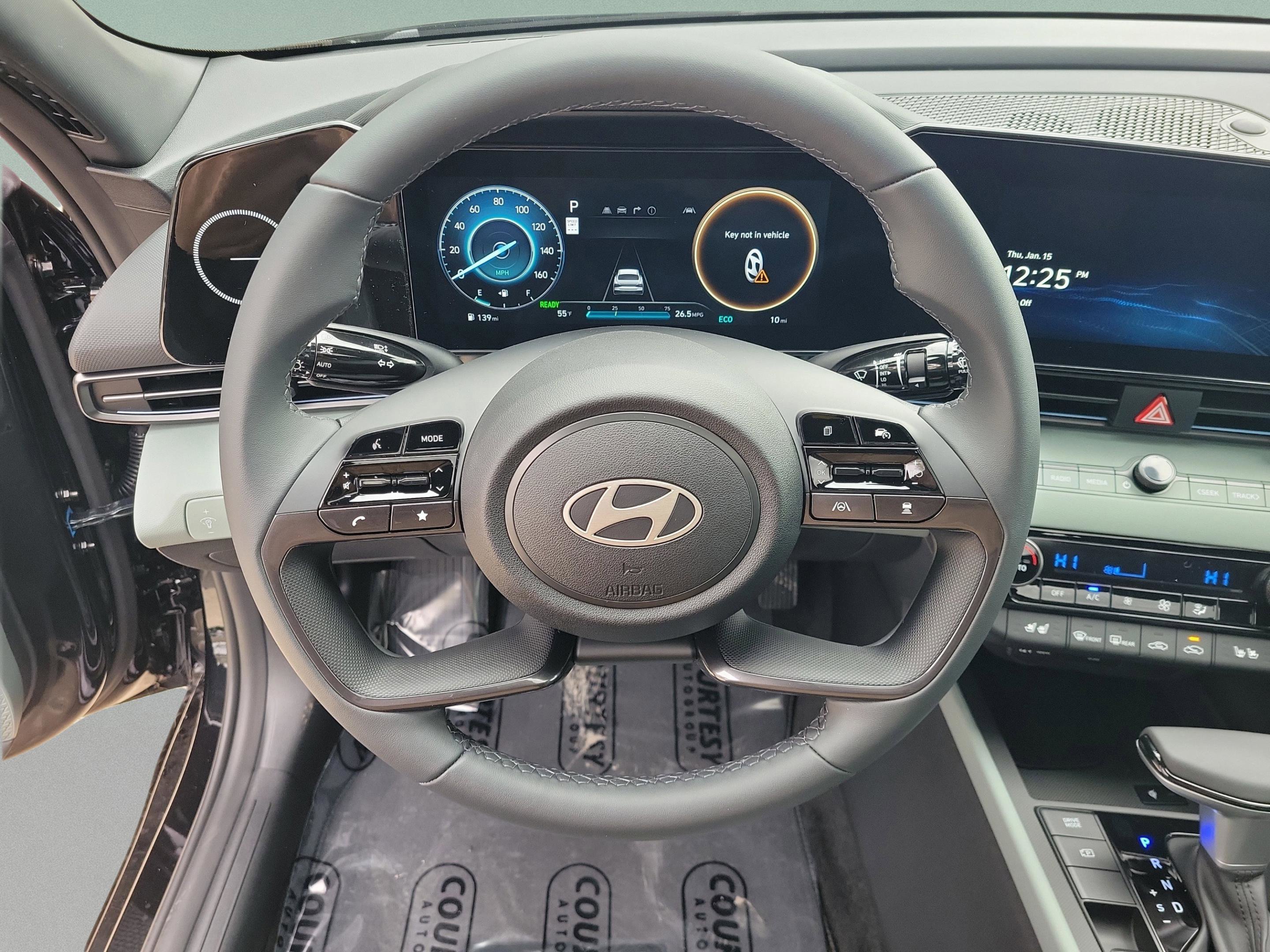 New 2026 Hyundai Elantra Limited image 17