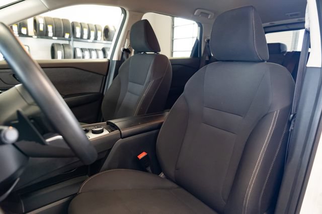 Used 2023 Nissan Rogue S AWD/4WD image 22