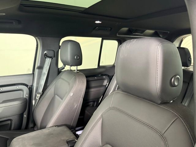 Certified 2025 Land Rover Defender 110 S AWD/4WD image 6
