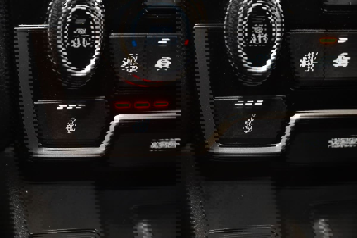 Used 2022 Honda CR-V EX-L image 8