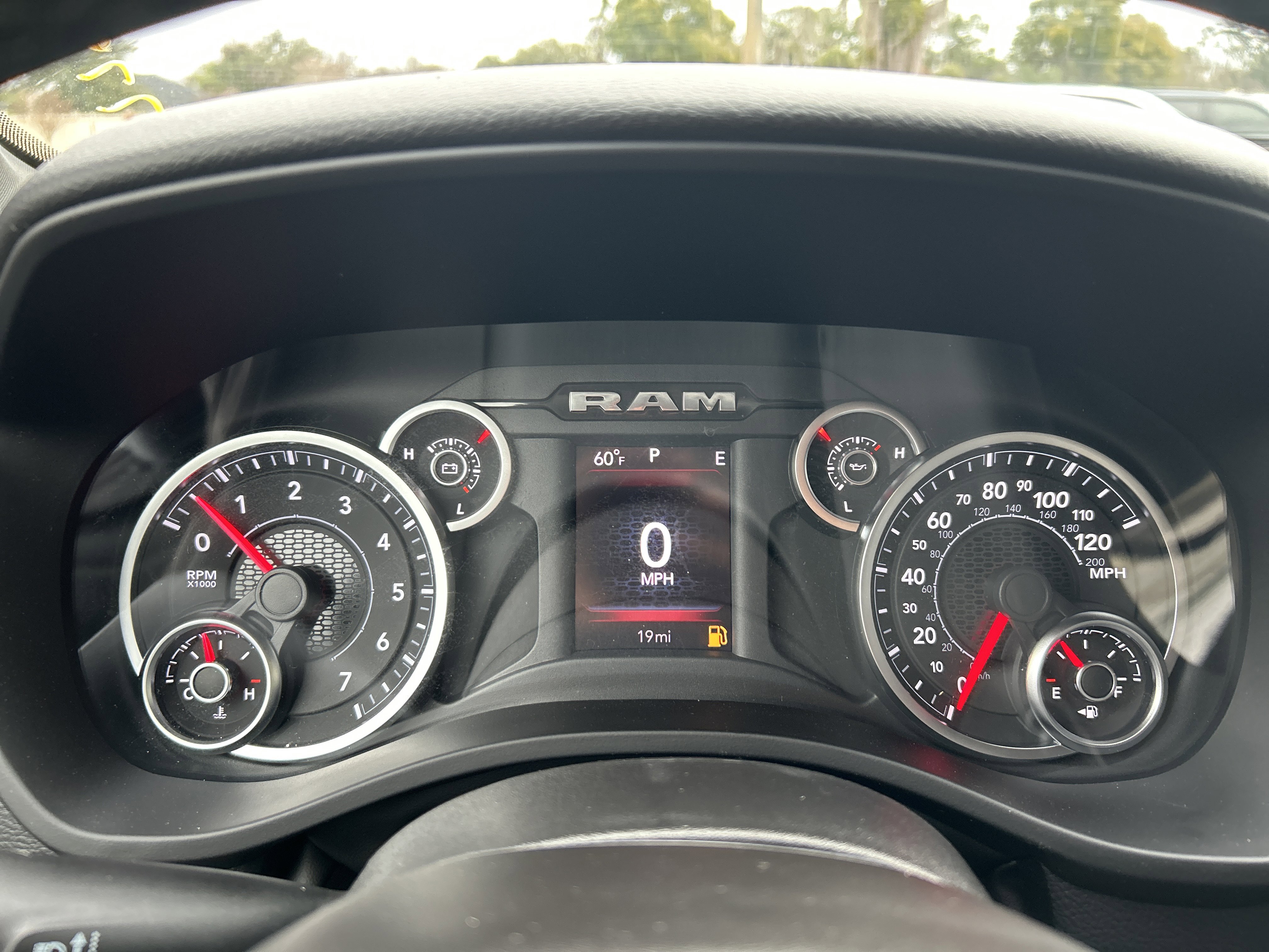 New 2026 RAM 1500 4x4 Crew Cab image 21