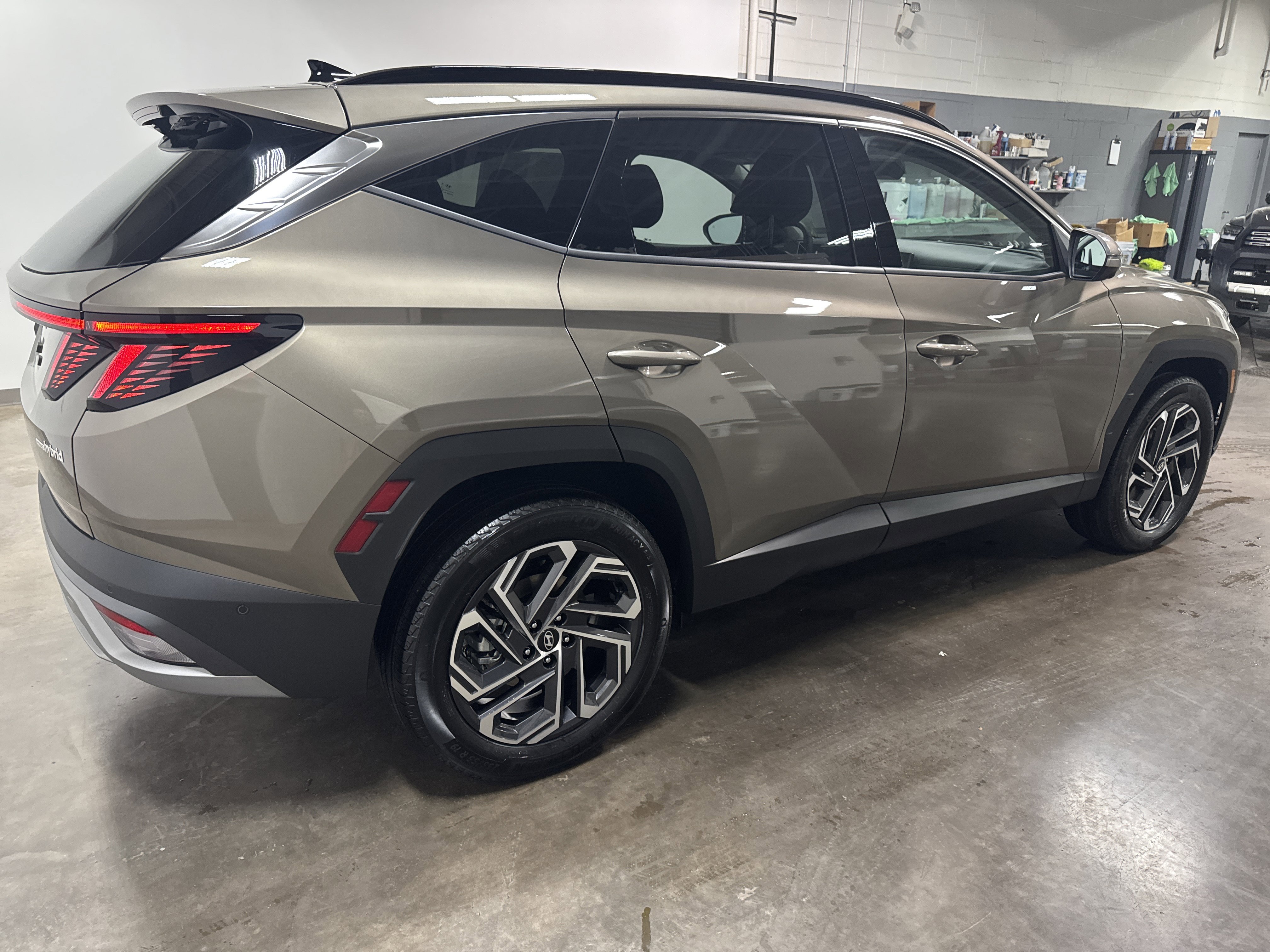 Used 2025 Hyundai Tucson Limited video 3