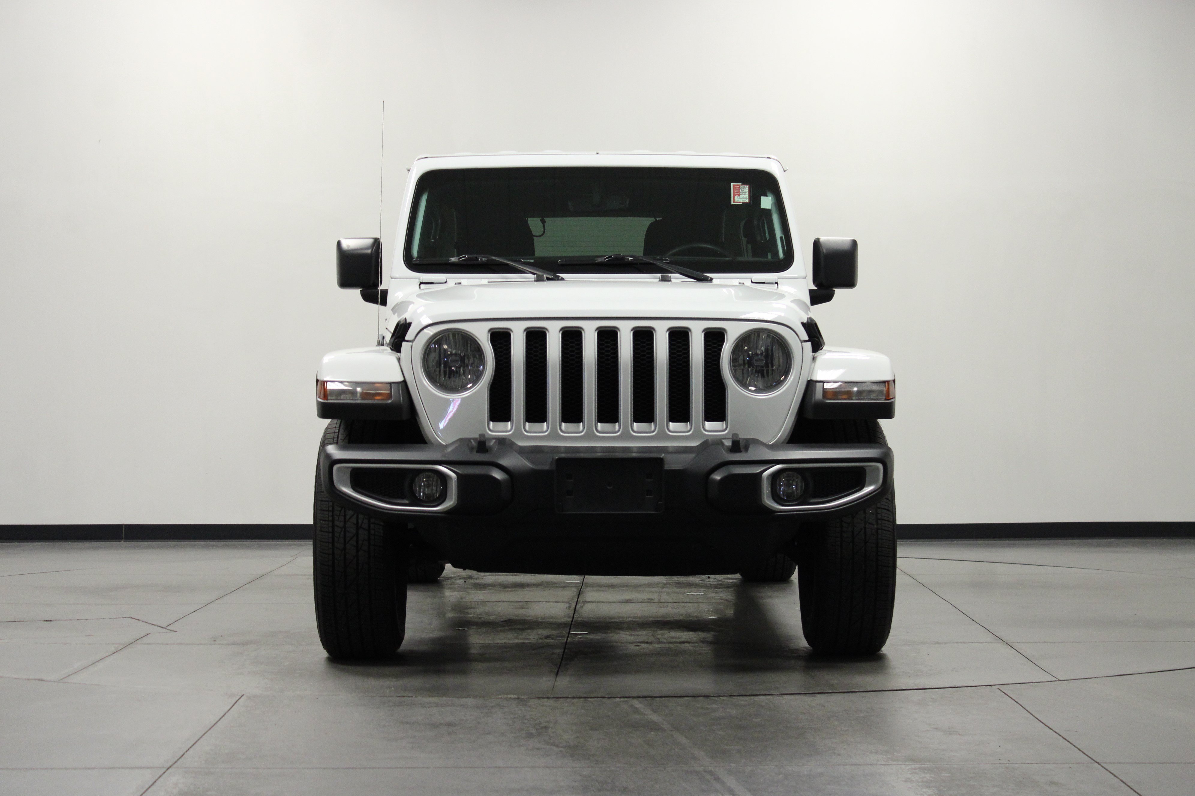 Used 2023 Jeep Wrangler Unlimited Sahara AWD/4WD image 9