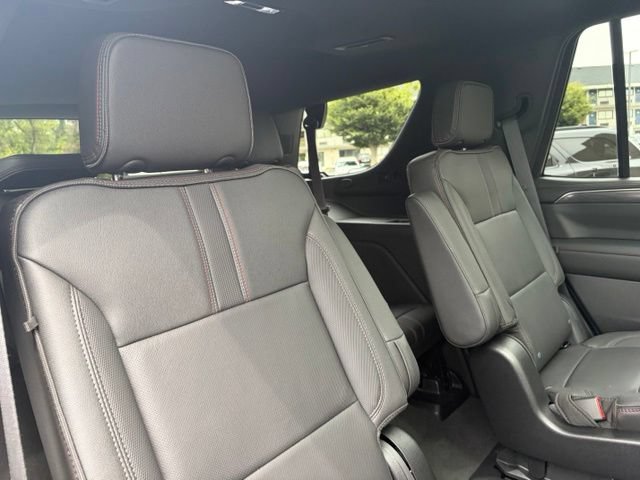 Used 2024 Chevrolet Tahoe RST w/ Luxury Package AWD/4WD image 33