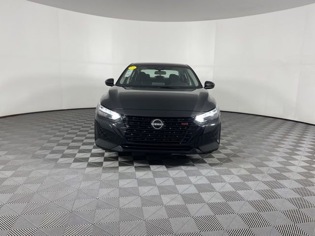 New 2025 Nissan Sentra SR w/ Midnight Edition image 3