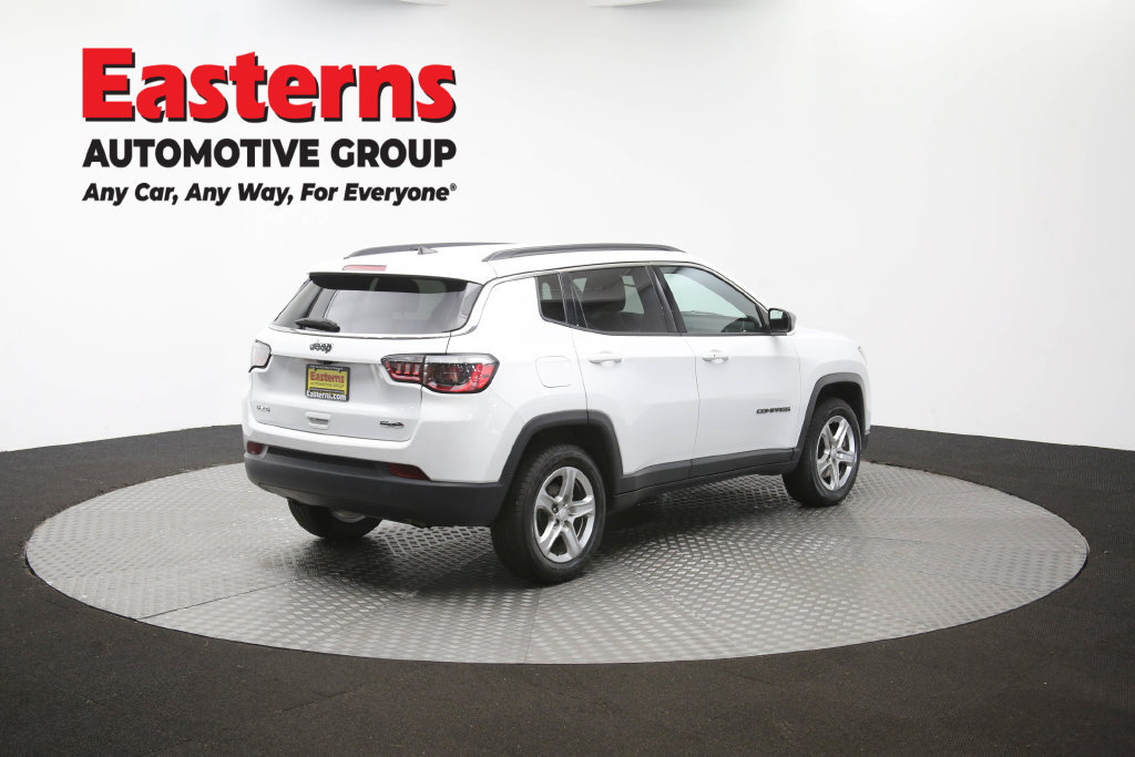 Used 2024 Jeep Compass Latitude AWD/4WD image 40