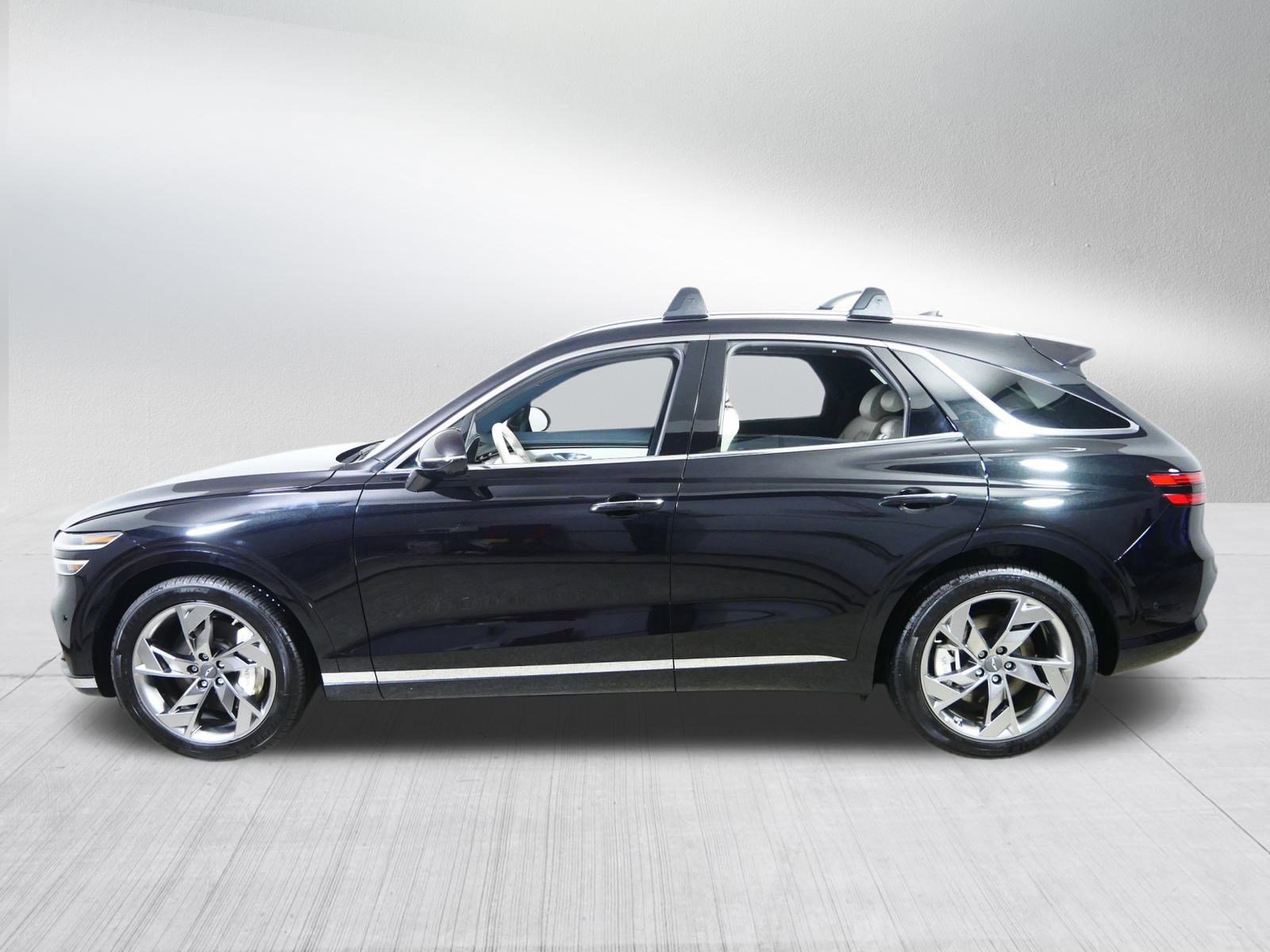 Certified 2025 Genesis Electrified GV70 Advanced w/ Prestige Package image 4