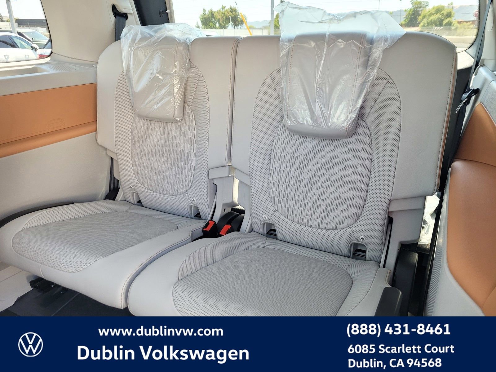 New 2025 Volkswagen ID. Buzz 1st Edition image 13